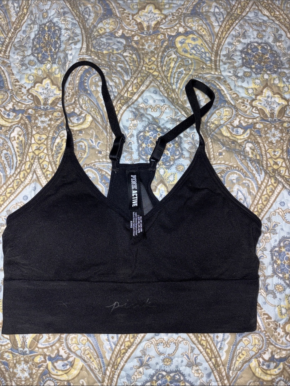 PINK Victoria's Secret Black Low-Impact Seamless Sports Bra